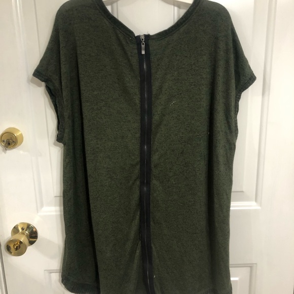 Matty M top - Picture 6 of 8